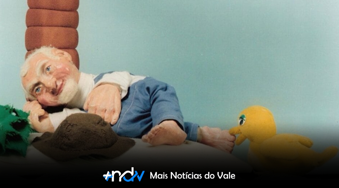 Rua XV de Novembro recebe teatro de bonecos gratuito hoje em Blumenau