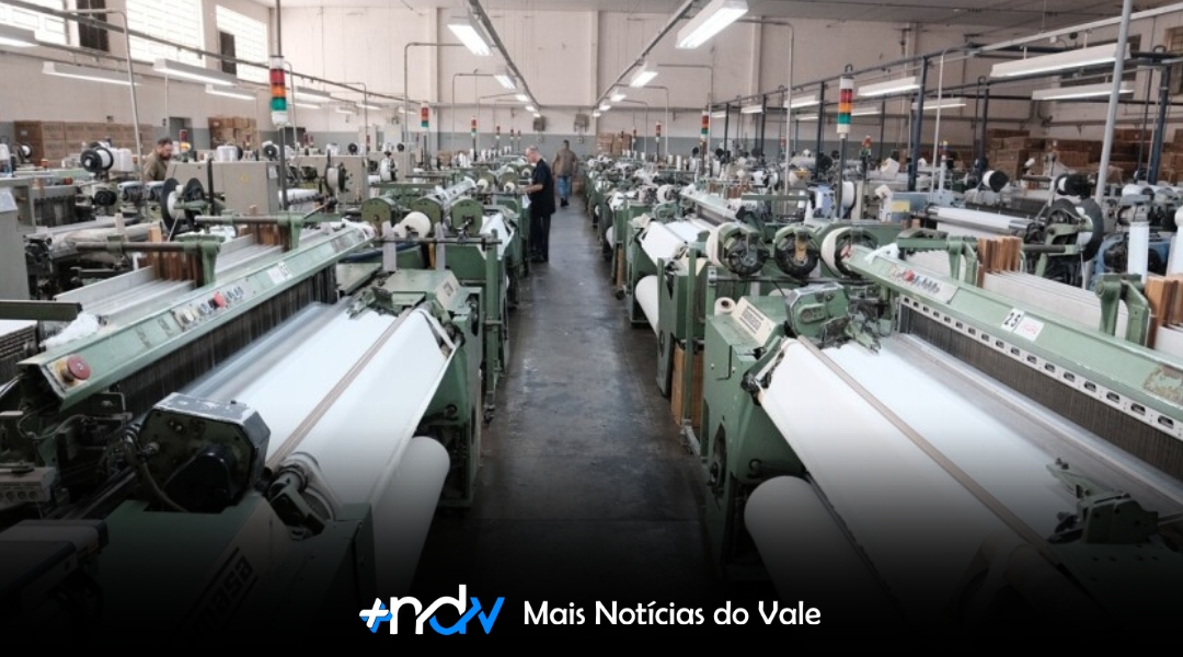 Indústria têxtil lidera geração de empregos e impulsiona saldo positivo na região