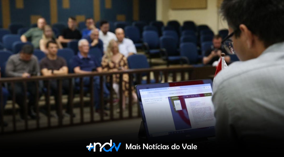 Projeto que prevê QR Code em placas de obras públicas é aprovado na Câmara de Indaial