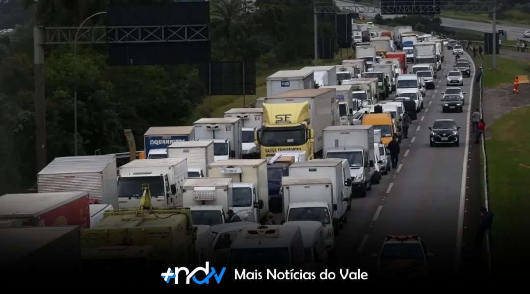 Justiça Federal proíbe bloqueios nas BR-470 e BR-101 em SC