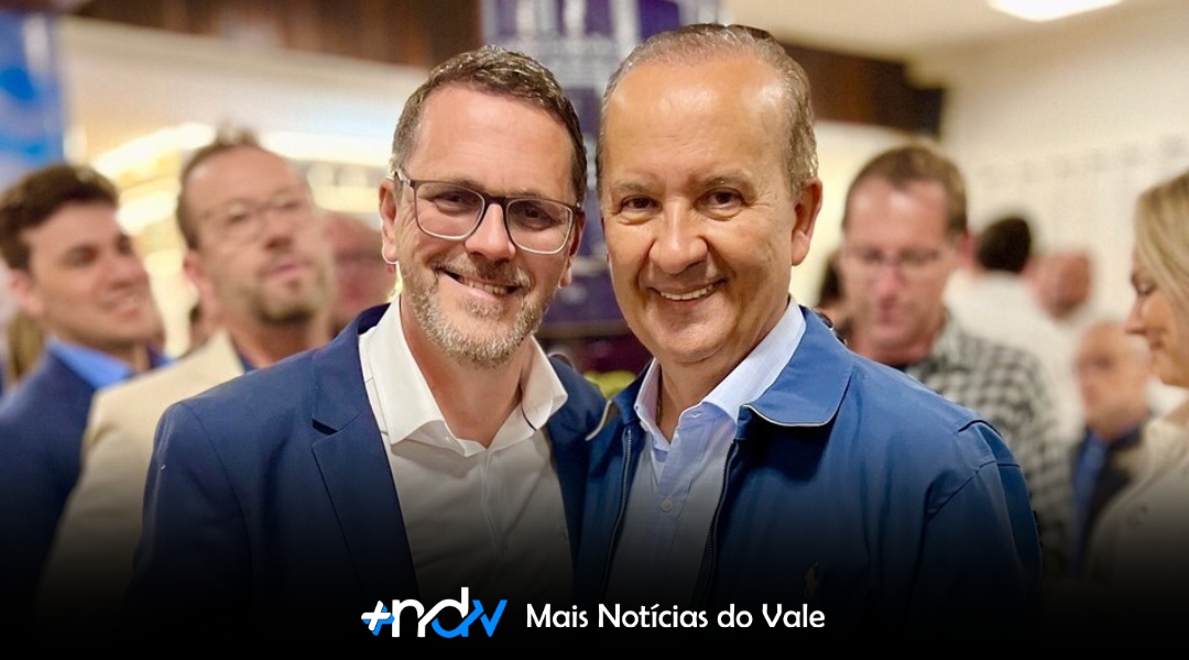 Governador Jorginho Mello cumpre agenda em Indaial com entrega de quadra e novo investimento