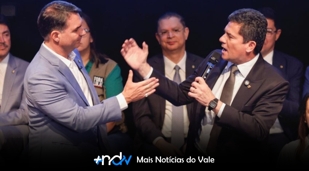 Moro se filia ao PL e reforça palanque de Flávio Bolsonaro no Paraná