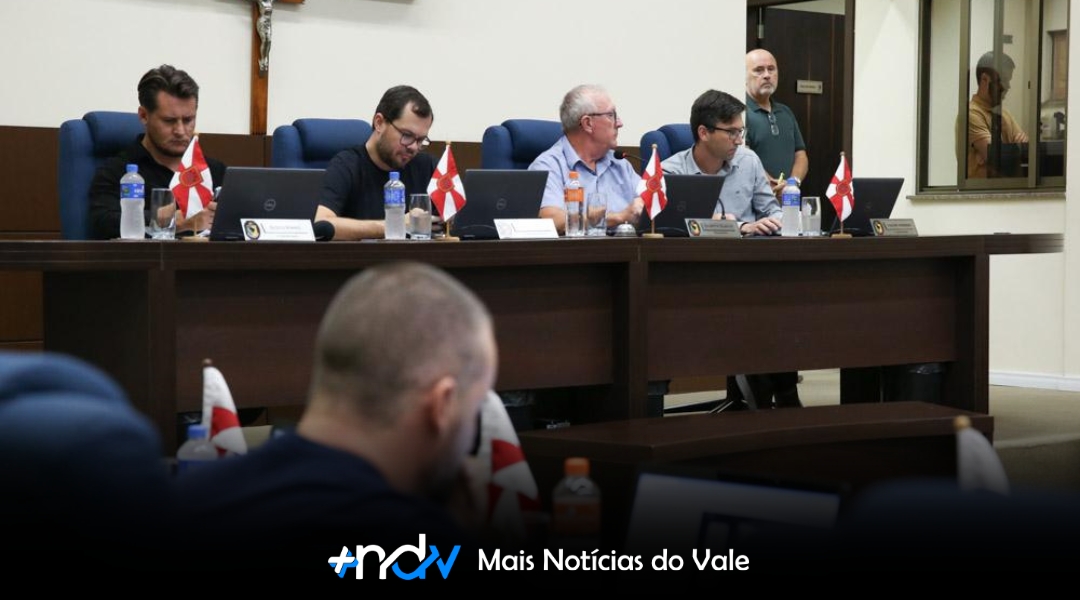 Câmara de Indaial pauta projetos e série de requerimentos na sessão desta terça-feira
