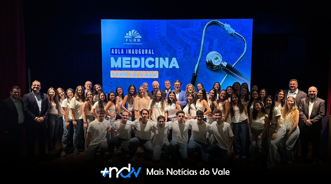 Timbó vive marco histórico com aula inaugural do curso de Medicina da FURB