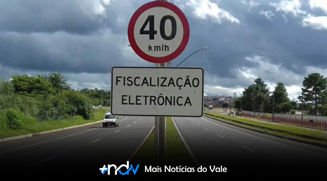 Atenção, motoristas: placa de fiscalização eletrônica deixa de ser obrigatória nas rodovias