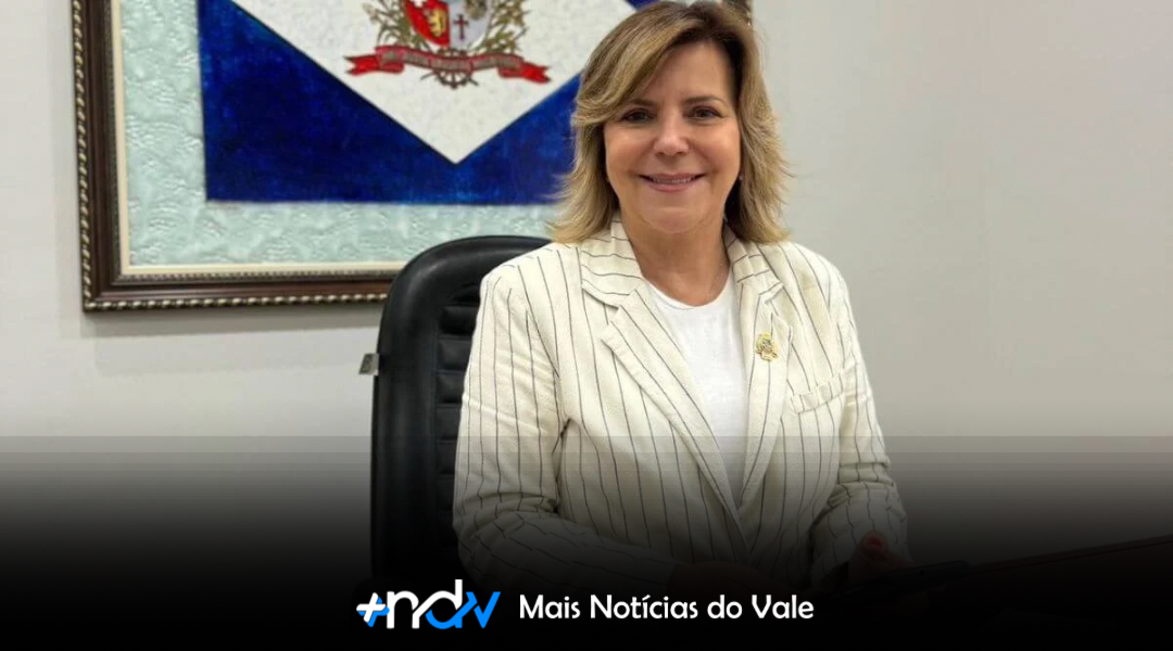 Joinville tem primeira prefeita mulher após renúncia de Adriano Silva