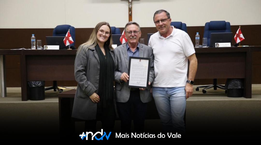 Vereador Flavio Molinari propõe homenagem a Jorge Luis Waldrich em Centro de Convivência do Idoso de Indaial