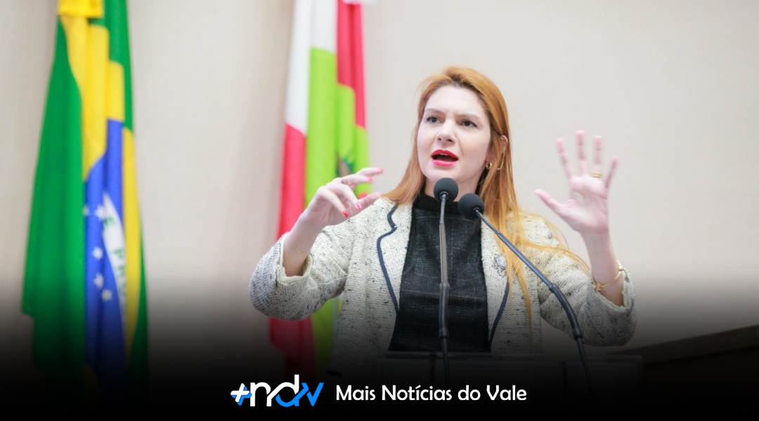 Ana Campagnolo defende lei que exige autorização dos pais para aulas sobre gênero