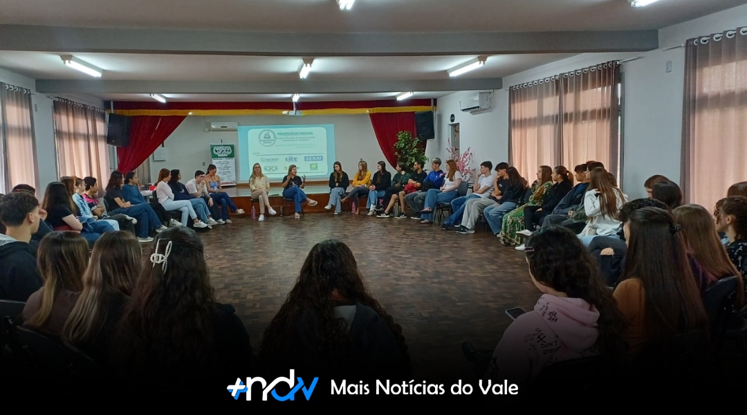 ProEstágio promove capacitação sobre saúde mental no ambiente de trabalho em Indaial