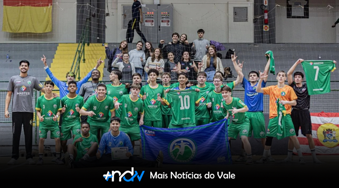 Vale do Handebol de Indaial conquista vice-campeonato do Sul do Brasil