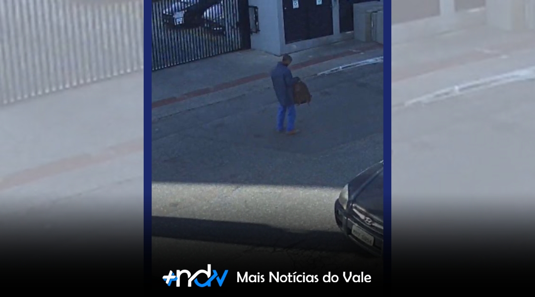 Coletores de lixo devolvem equipamentos de R$ 30 mil a casal em SC