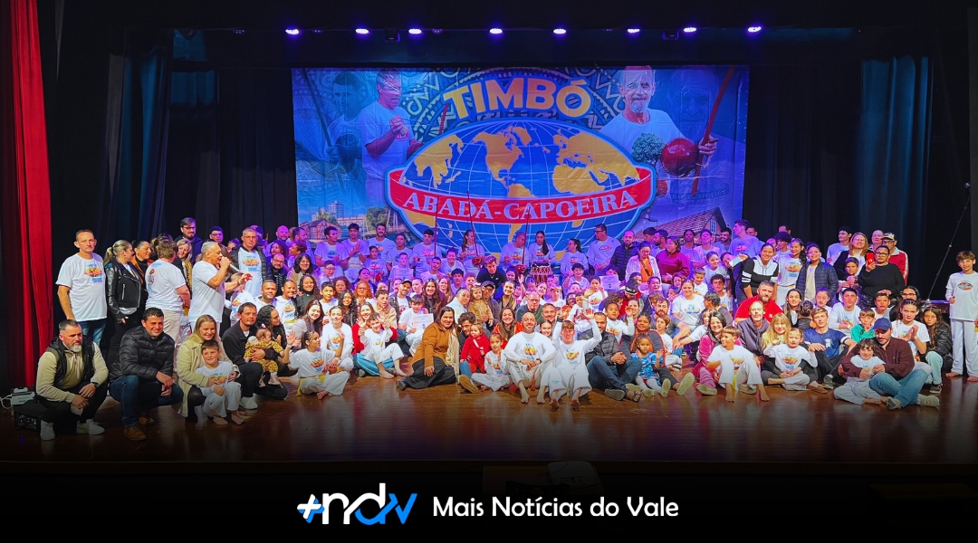 Festival Nacional da Arte Capoeira reúne atletas de quatro estados em Timbó