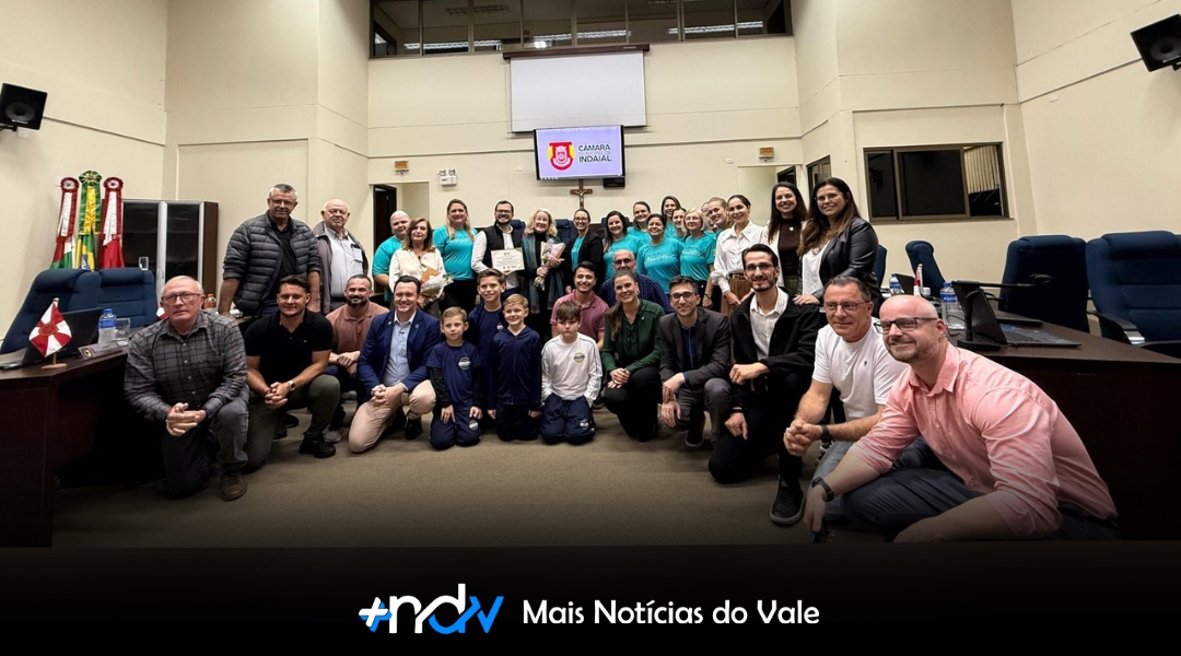 Moção de Congratulações ao Colégio Metropolitano é aprovada por unanimidade em Indaial