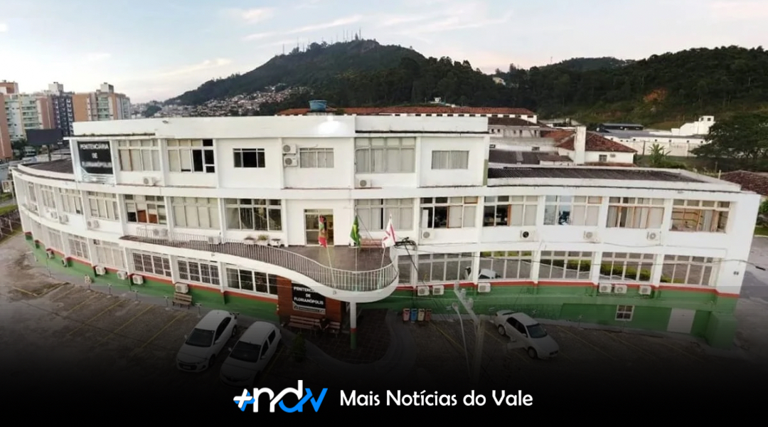 Gansos ajudam a reforçar segurança em presídio de Santa Catarina