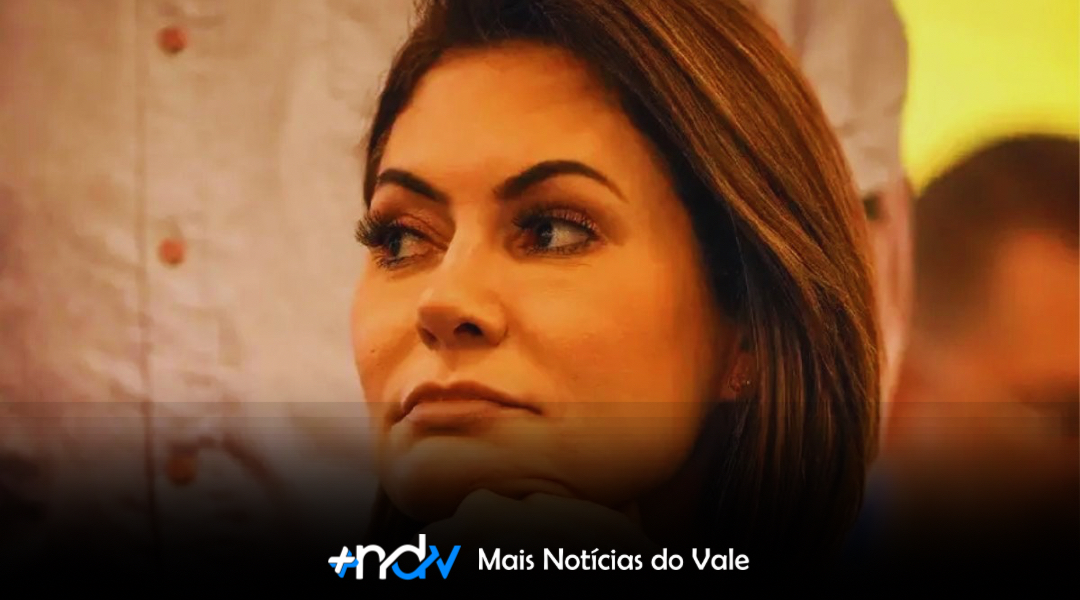 Michelle Bolsonaro deixa presidência do PL Mulher após crise com Flávio Bolsonaro